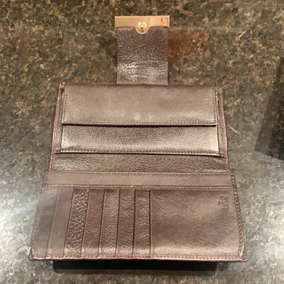 GUCCI Long Guccissima Metal Bar Continental Wallet - Picture 4 of 11